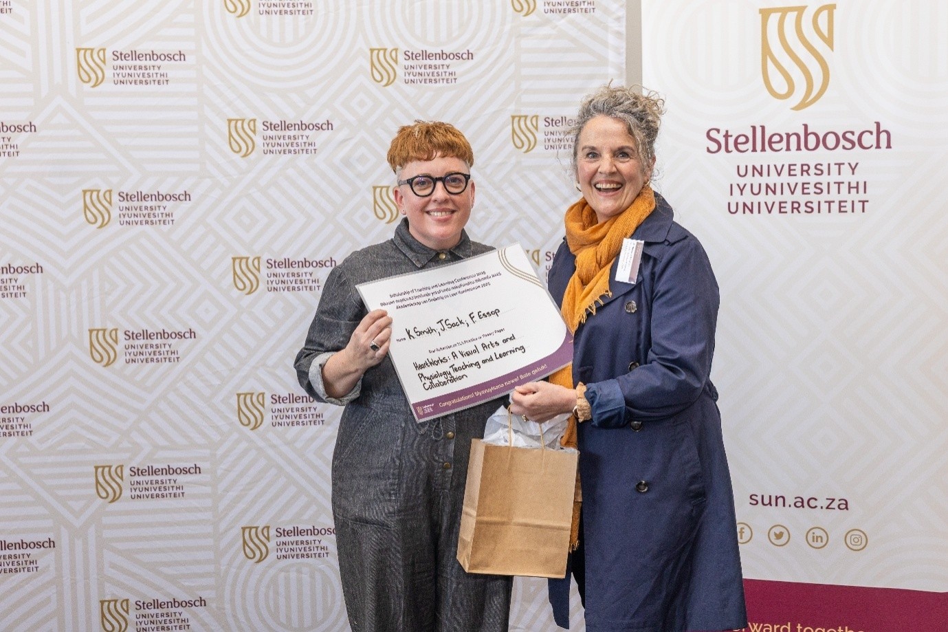 Photo of Prof Kathryn Smith