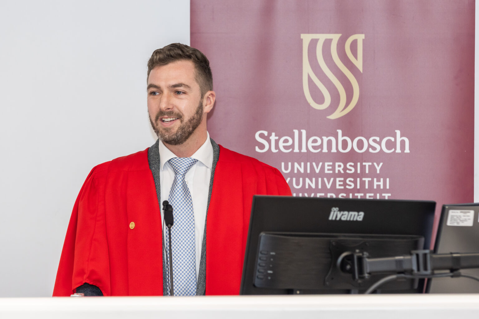 Prof Robbie Pott delivering his inaugural lecture titled From laboratory to lecture hall – growing bioprocesses and graduates
