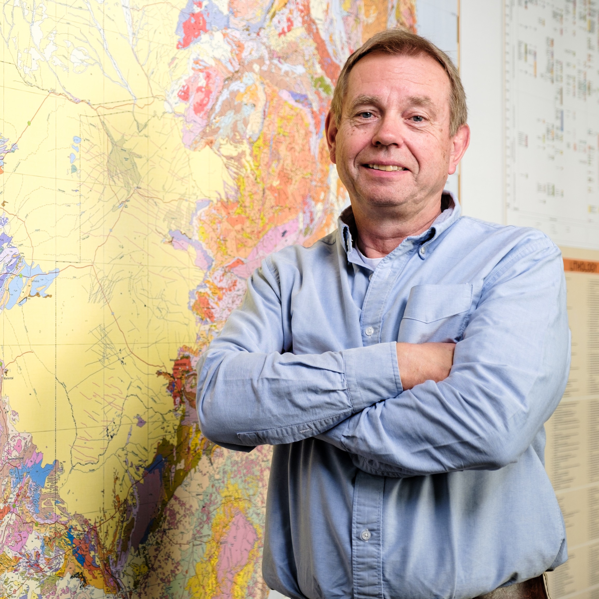 Headshot of Prof. Alex Kisters