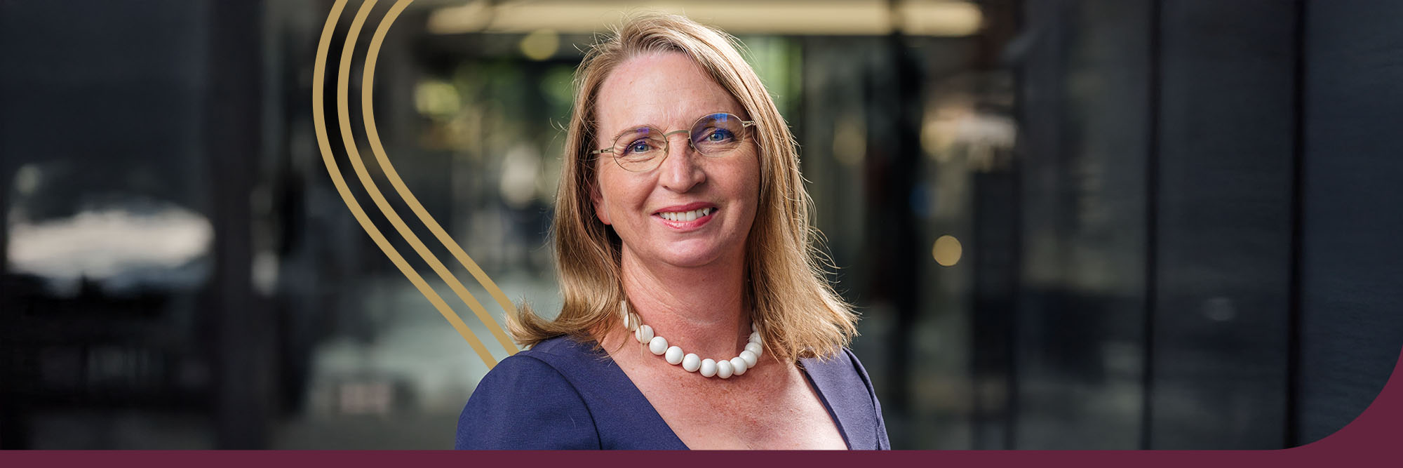 Prof Elmi Muller