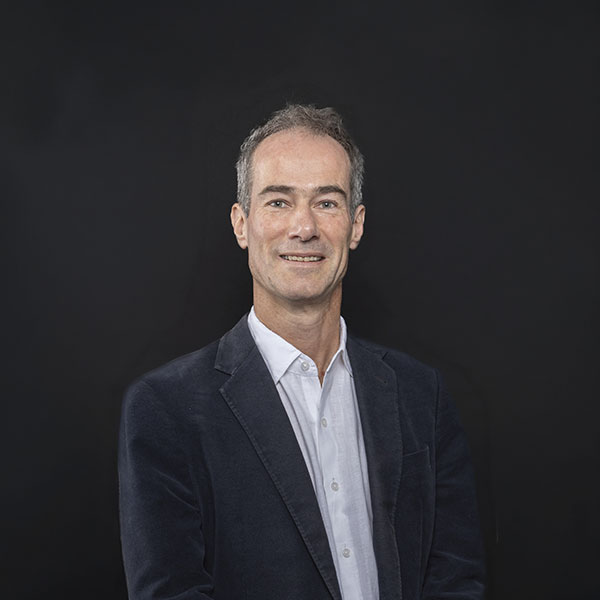 Prof Bernard Bekker 