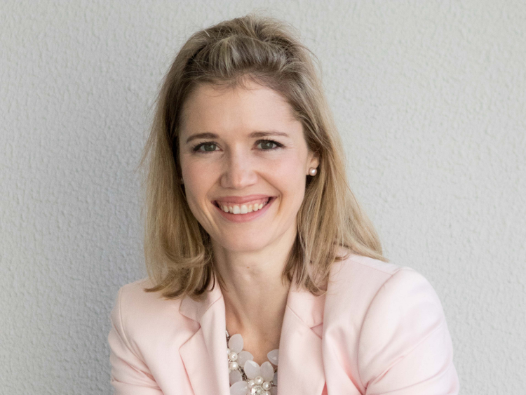 Mrs. Mareli Dippenaar