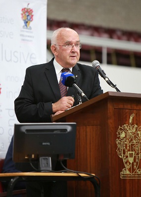 Christo_Viljoen.jpg