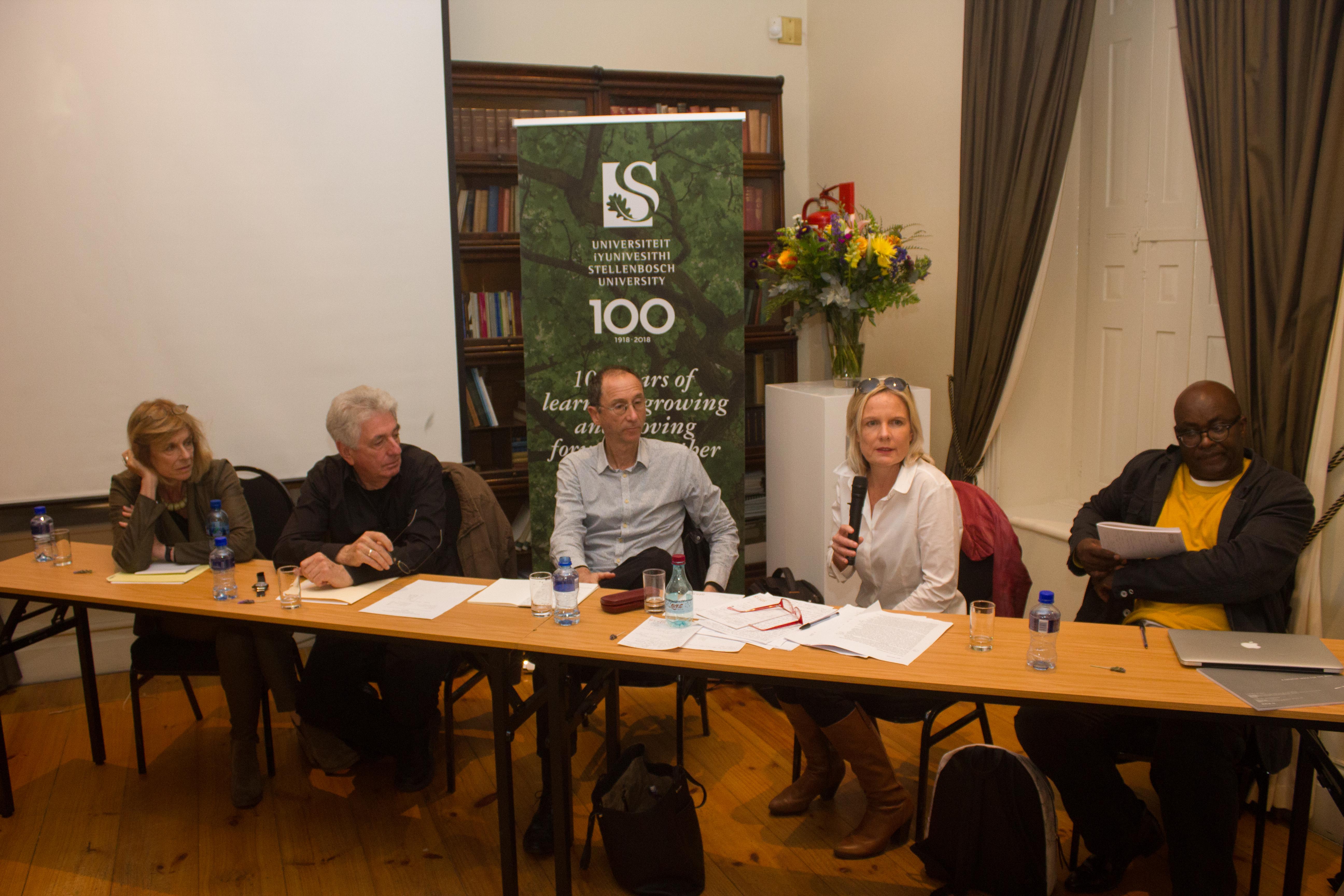 Mandela Roundtable.jpg Mandela Roundtable.jpg