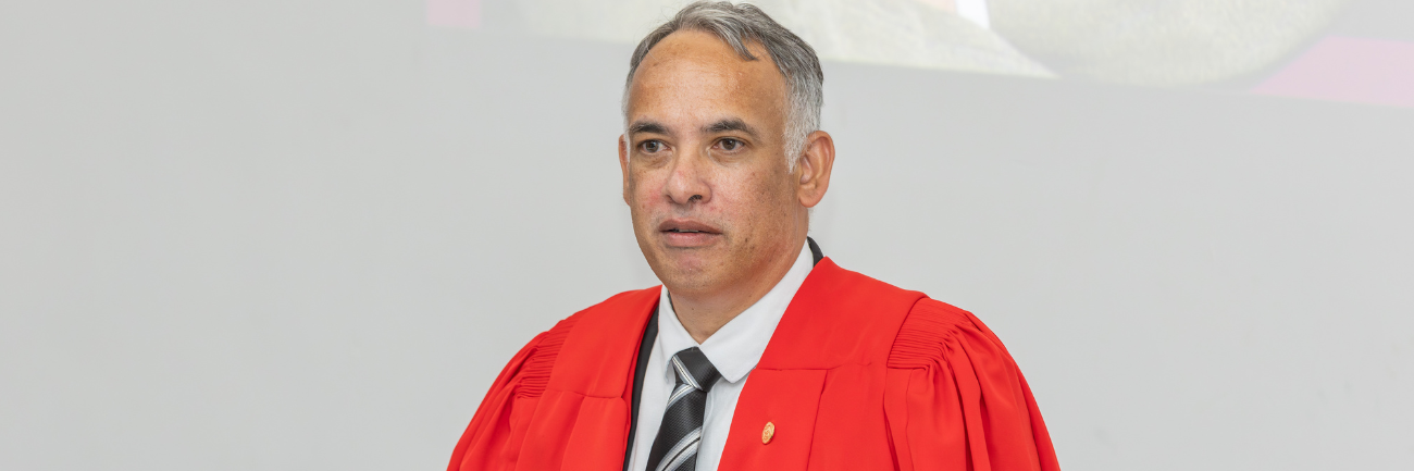 Prof Regan Solomons from the Department of Paediatrics and Child Health photographed delivering his inaugural lecture