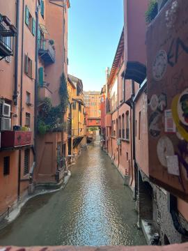 Chloe Appollis: Administrative Officer for Transport Services in Bologna