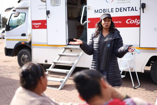 Mobile dental clinic