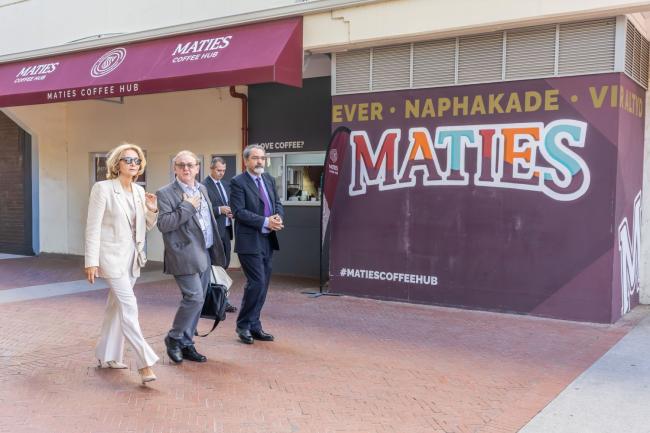 French delegation walk on campus