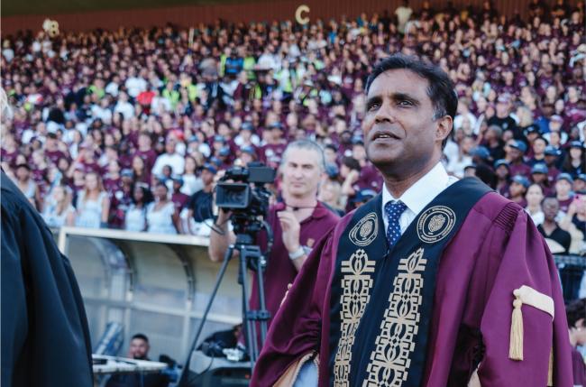 Newcomers were officially welcomed to Stellenbosch University at a vibrant ceremony at the Danie Craven Stadium on 28 January 2025