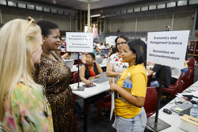 Deputy Minister of Higher Education Dr Mimmy Gondwe confirmed Stellenbosch University’s preparedness for the 2026 academic year during the first stop of a national readiness tour