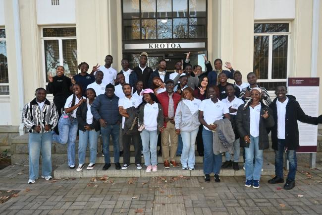 25 Students from INPHB, Côte d'Ivoire, participating in the Intensive English Programme at SU