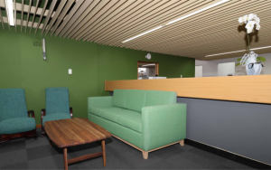 Kliëntediens toonbank in Teologie biblioteek