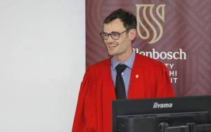 Prof Tobi Louw delivering his inaugural lecture