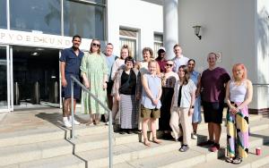 From 23–28 February 2025, Prof. Anna Kouhia and Dr Kirsi Wallinheimo from the University Helsinki, and Prof. Anne Posti from the University of Eastern Finland, accompanied by students in the DigiSTEAM project, visited Drs. Marie-Louise Botha and Pauline Hanekom and participating postgraduate students in the Education Faculty during the third phase of the mobility programme.