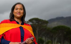 Dr Florence de Vries