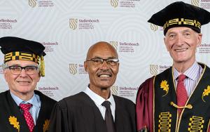 Chancellor's Awards honour staff's excellent performance