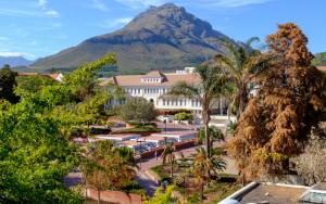 Die herverbeelding van assessering vir ŉ transformerende studente-ervaring by die 2022 US AvOL-konferensie