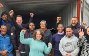 Ekovriendelike SharkSafe Barrier TM tegnologie uit Suid-Afrika in die Bahamas geïnstalleer