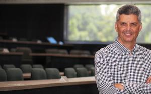 Engaging students key to Prof Faadiel Essop’s teaching success