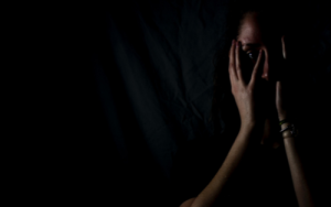 Gebrek aan fondse kniehalter dienste aan mense met psigososiale gestremdhede