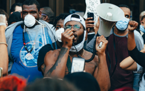 Internasionale Dag van Demokrasie: Waaksaamheid, ontwikkeling van mensekapitaal bevorder demokrasie