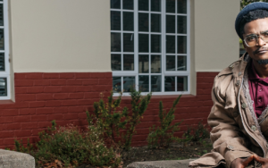 'n Dag in die lewe van: Larona Matee