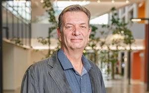 Prof Hans Strijdom en sy span se werk help om hartsiekte te voorkom