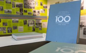 US stel Eeufeesboek bekend en open ’n uitstalling