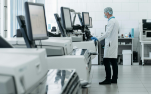 Kan KI-instrumente belangrike gesondheidsverwante navorsingsvrae identifiseer?