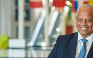 Lord Hastings hoop om mense aan te vuur met 6de jaarlikse Sosiale Geregtigheidslesing by US