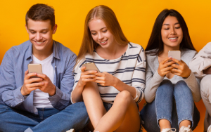 New report offers insight into SA teens’ smartphone habits