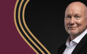 Prof Herman Wasserman bekyk verhouding tussen media en samelewing van naderby