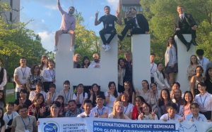 Van Stellenbosch na Japan: 'n Eerste-generasie Student se Reis van Vrede, Moed en Globale Leer