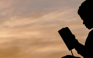 Wêreldkinderdag: Onderwys ŉ reddingsboei vir ongedokumenteerde immigrantkinders, kindersoldate