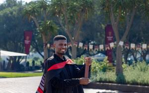 Sibulele Tonisi graduates