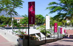 A picture of the Stellenbosch University Library and Information Service on the Stellenbosch Campus.
