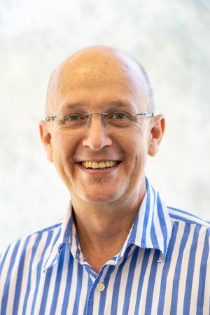  Prof Eugéne van Rensburg