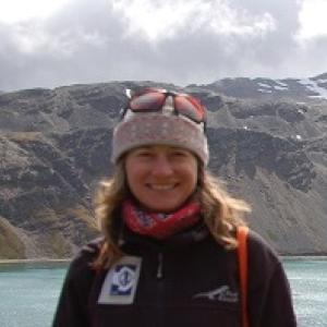 Headshot of Prof. Susanne Fietz