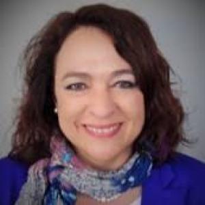 Dr Christa de Vries-Coetsee