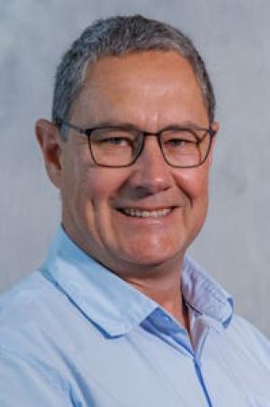 Prof Wikus van Niekerk (PREng)
