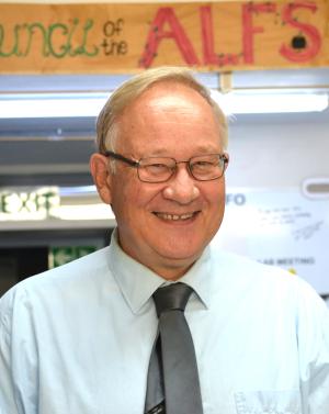 Portrait photo of Prof Alf Botha in the Botha Lab