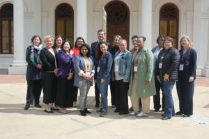 SU Staff and Staff from Hamburg and Northwestern University group photo in front of the old main building