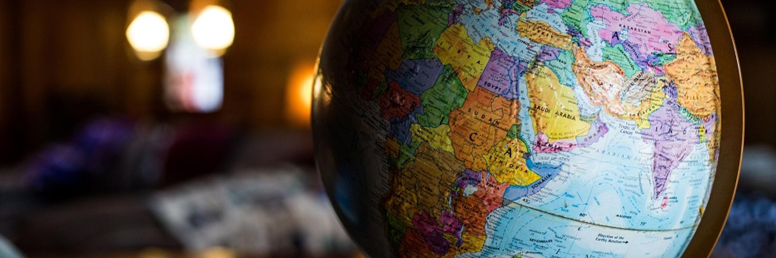 New research centre to focus on democracy | Stellenbosch University