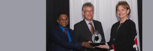 Mash honoured for contribution to Family Medicine