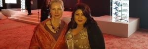 Researcher receives national award for science communication