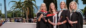 Vier susters gradueer in een week