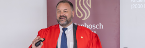 Prof Arnold Rix photographed while delivering his inaugural lecture at the Faculty of Engineering on the Stellenbosch campus.