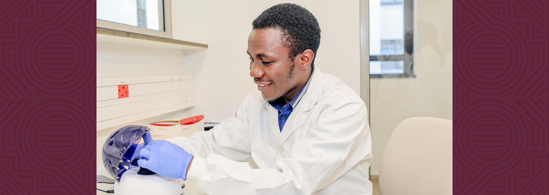 Joel Kabugo, a CERI Africa Stars fellow from Uganda, working in the lab
